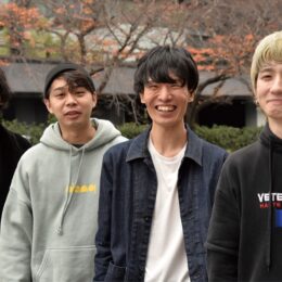 川崎を代表するバンドに～４人組ポップバンド「とけた電球」～川崎に俺たちの銅像を建てたい