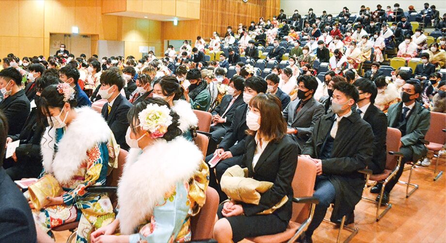 三浦市で2024年1月8日「はたちのつどい」340人が迎える門出「大人への第一歩」