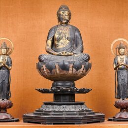 横浜市歴史博物館「文化財展」横浜市栄区の證菩提寺　阿弥陀三尊像  修復後の姿が初披露