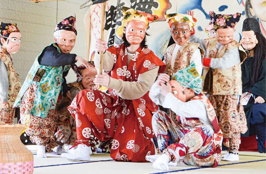 〈2024年2月11日〉三浦いなりっこ保存会が「五穀豊穣」願う伝統の舞を海南神社へ奉納