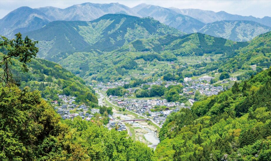 松田町が期間限定で宿泊料金を補助！お得に泊まって自然を満喫しませんか？