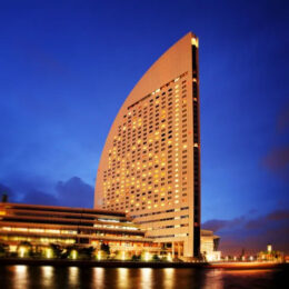 【金曜の夜限定】ヨコハマ グランド インターコンチネンタル ホテルで「シャンパンナイト」横浜港の夜景をゆっくり楽しむ大人な夜