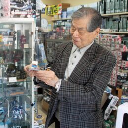 川崎市多摩区の「ことぶきや模型店」が閉店～登戸で60余年、歴史に幕～役目は果たせたかな