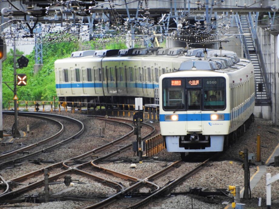 なりきり駅長撮影会など「相模大野地区小田急ファン感謝祭」が相模大野駅アトリウム広場で開催　９月14日