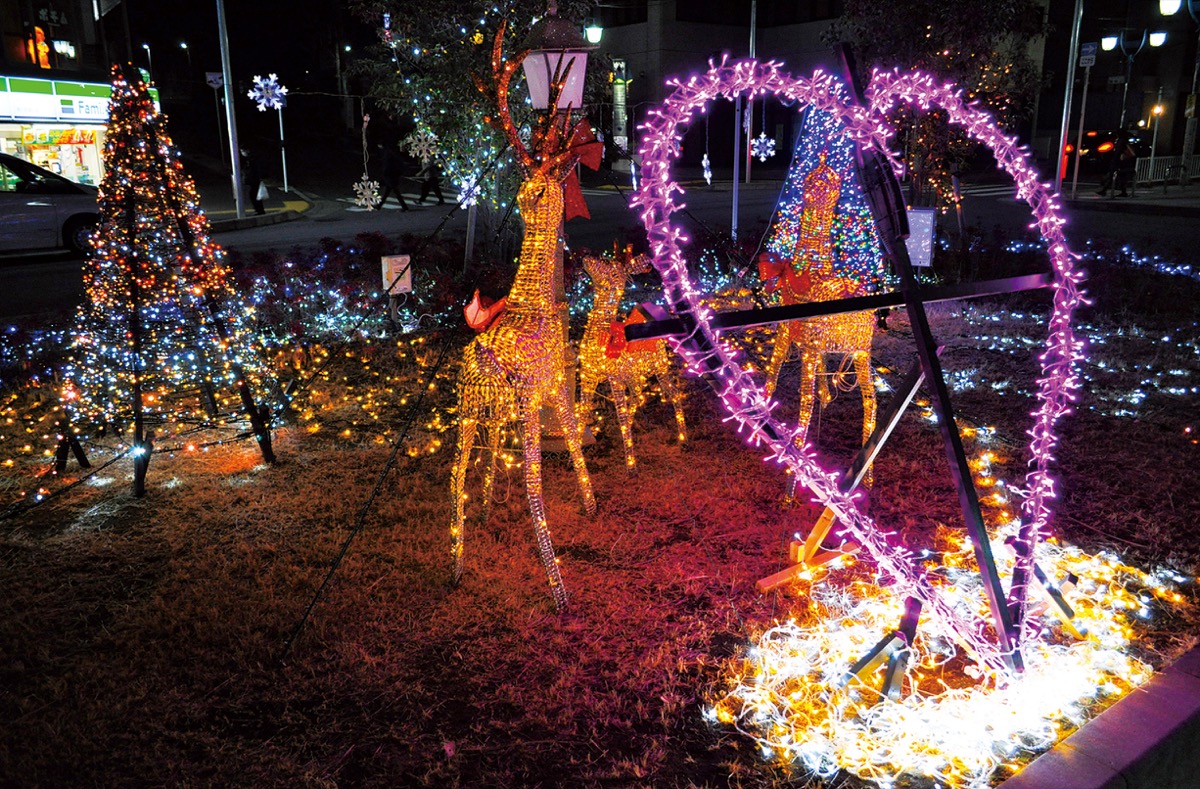 1)　夜のイルミネーション 5d7ba785fbd3ddaa8b96c02a501a4a