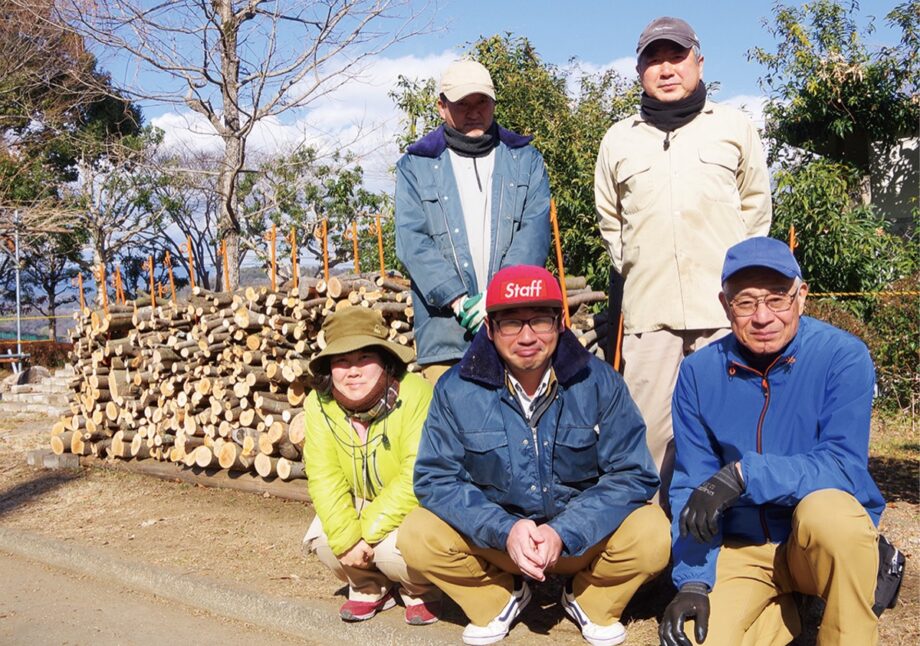 【小田原・上府中公園】剪定枝、薪などで活用を！来園者に無料配布