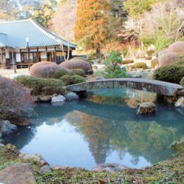 【入園無料】小田急線・鶴川駅北口近くに飲食施設を含む都市公園「鶴川香山園」がオープン