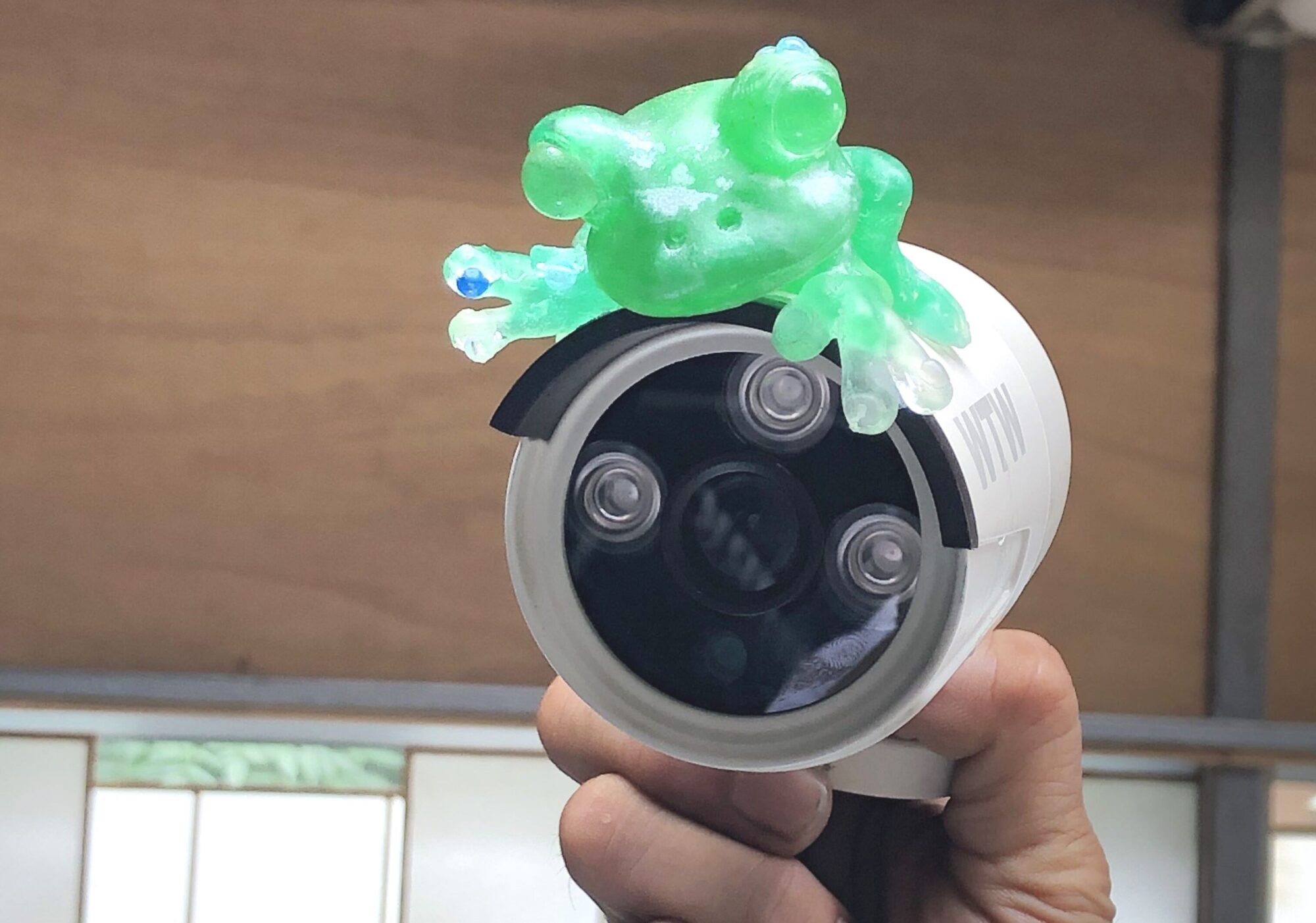 町田：自宅用防犯カメラ】離れて暮らす高齢の親や開店祝いに？町田の