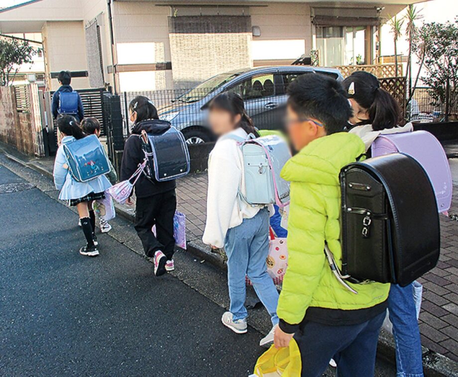 横浜市保土ヶ谷区の上星川小 　登校方法 集団から個別に 　子どもの安全意識を育成