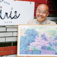 町田市小野路町のギャラリー＆ショップ「ニジリス」で、画家・星野哲郎さんによる個展が開催中
