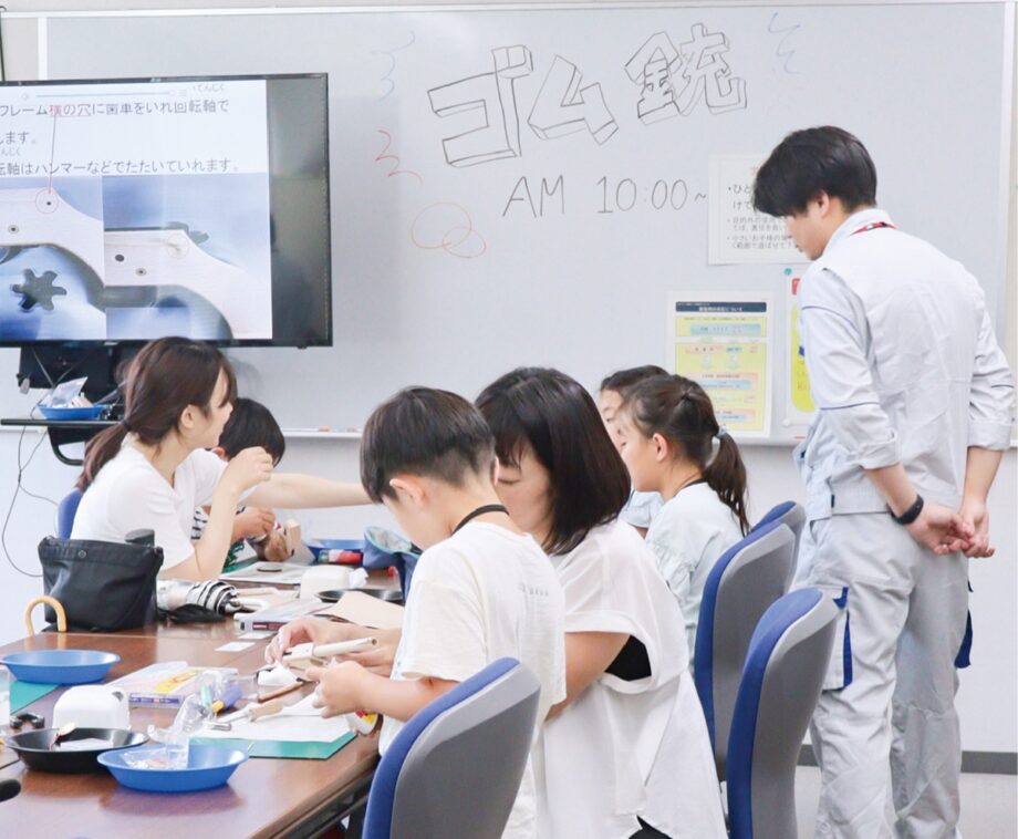 ＜7月4日・申込締切＞職業能力開発促進センター主催「親子ものづくり体験フェア」ゴム銃・寄木細工・イニシャルキーホルダーなど＠横浜市旭区