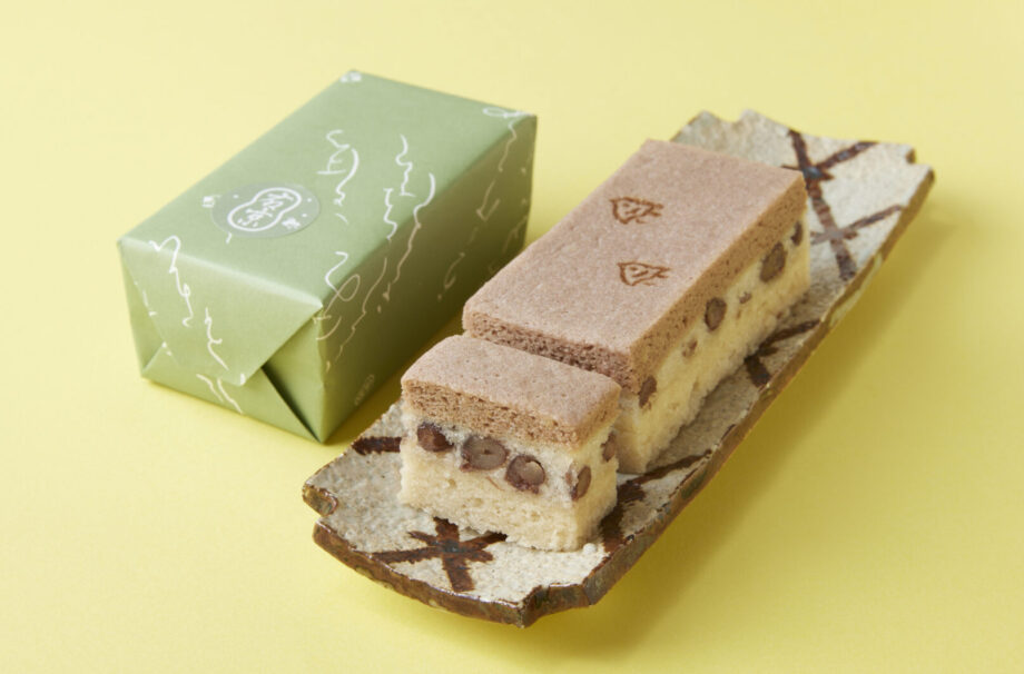 天皇行幸の浜辺を菓名した小田原の蒸し棹菓子：御幸の浜【四季料理・和菓子 右京／小田原市】