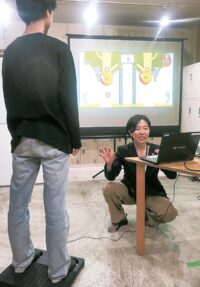 「ハジチェック」の無料体験会・足の握力ゲームで鍛錬ー高齢者の転倒防止＠横須賀「海」