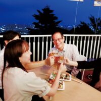 多摩地域の夏の風物詩「高尾山ビアマウント」が2025年6月28日から、今シーズンの営業を開始【八王子市高尾】