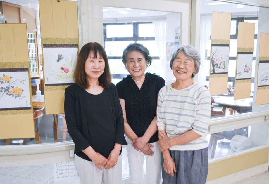 【横浜市青葉区】色鮮やかな水墨画並ぶ「緑の郷」で3人展 7月27日まで開催中