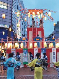 ６年ぶりに大通りで開催ー落合夏祭盆踊り大会がパルテノン大通り十字路で開催【多摩市】