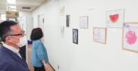 川崎市・宮前区役所が美術館に「つながるみんなのアート展」【10月31日まで】個性豊かな110点が彩る
