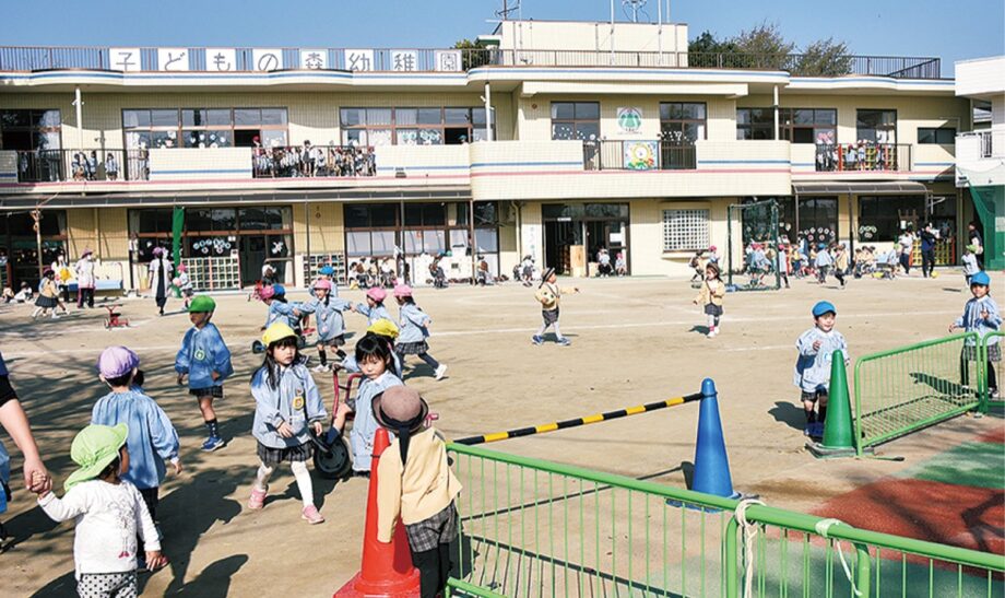 子どもの森幼稚園：「たくましい子」育て50年　幼稚園教育に加え、保育園機能も（東京都町田市）