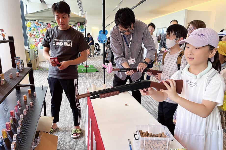 謎解きプログラム「沈黙のラジオを救え！ラジオ探偵団出動」を開催中【多摩市：ＫＤＤＩミュージアム】