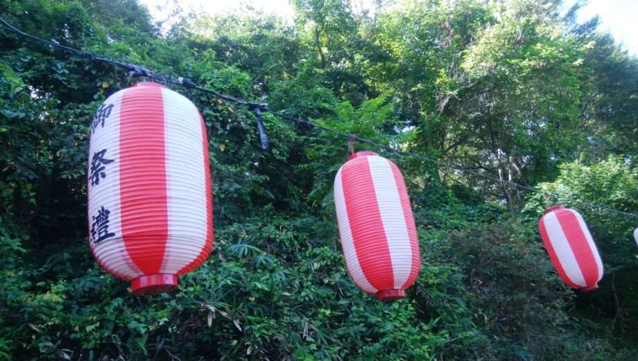 横浜市戸塚区汲沢町　五霊神社　恒例の例大祭　屋台や模擬店・神輿渡御・奉納演奏も！