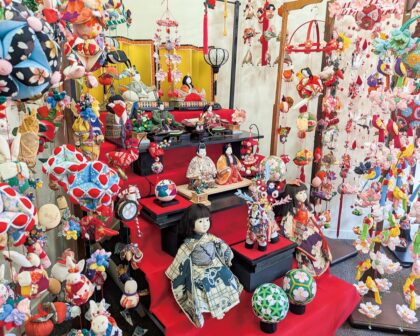 願いをこめたつるし雛 「日本三大つるし雛展」 厚木市「もりや亭」で