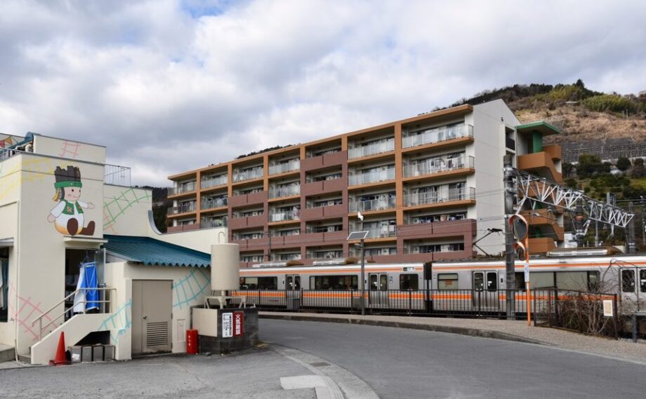 〈まち歩き発見レポvol.1〉外を向いたら目の前の物件が輝いて見えた話～山北町・サンライズやまきた～