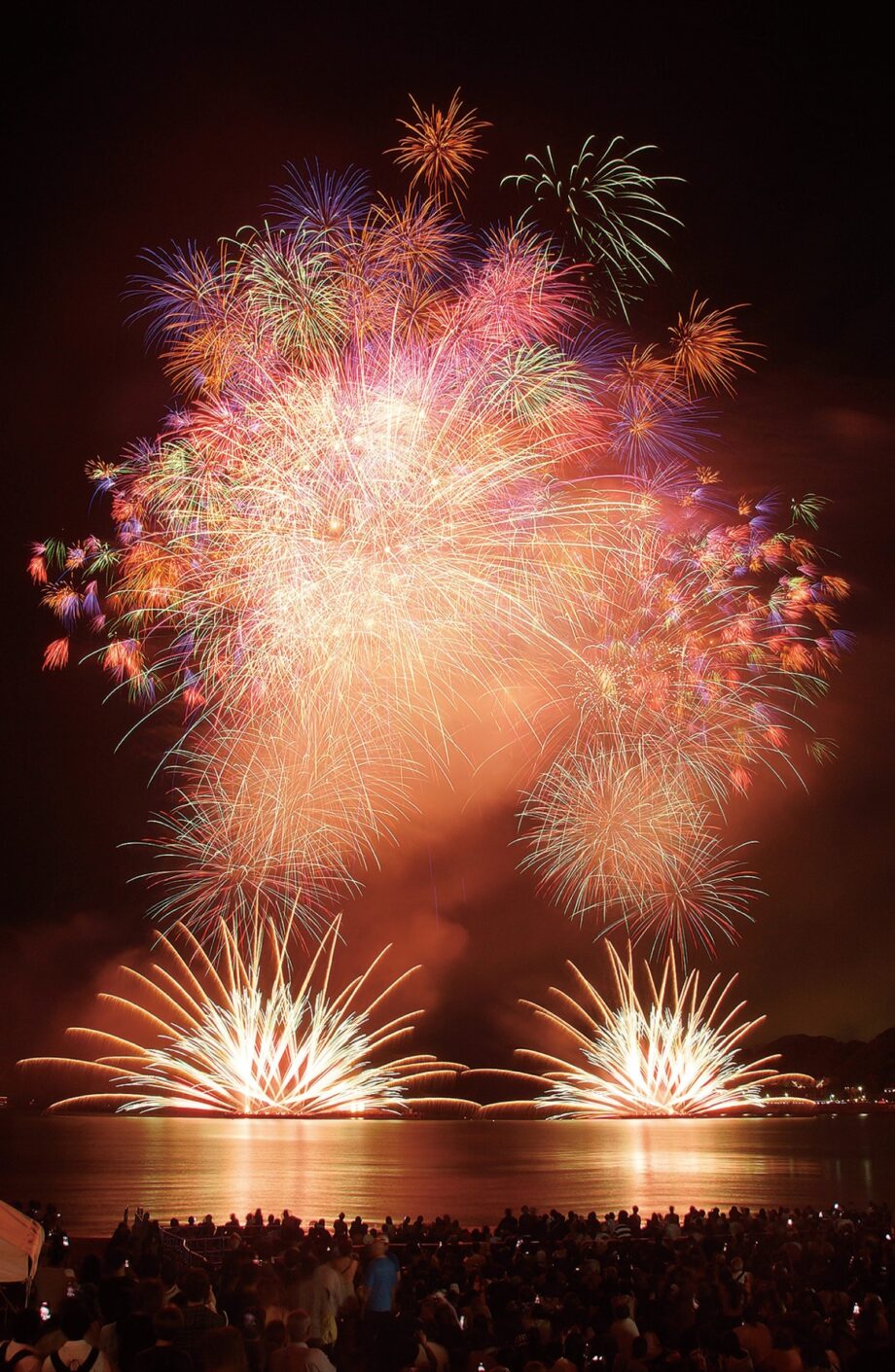 【逗子市】花火大会継続に向けてCFで資金調達を2026年5月2日まで募集「ふるさと納税　逗子花火」で検索