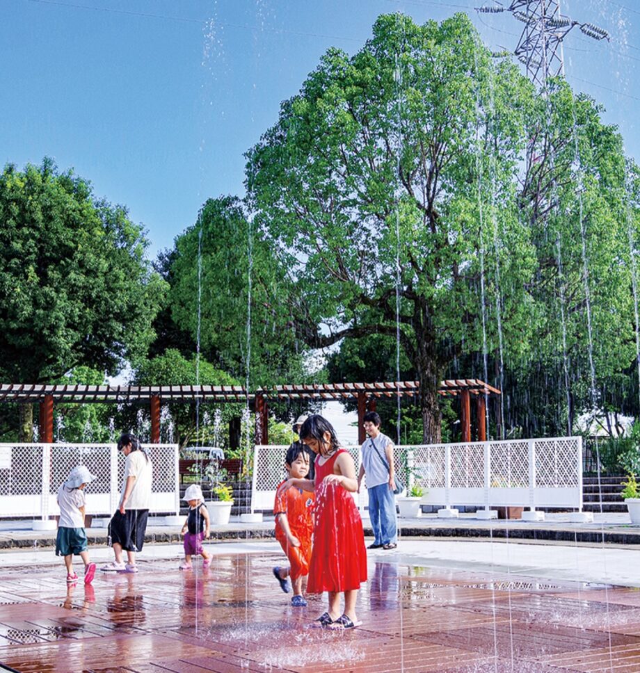 【小田原市上府中公園】親水広場の噴水が２年ぶりに復活！