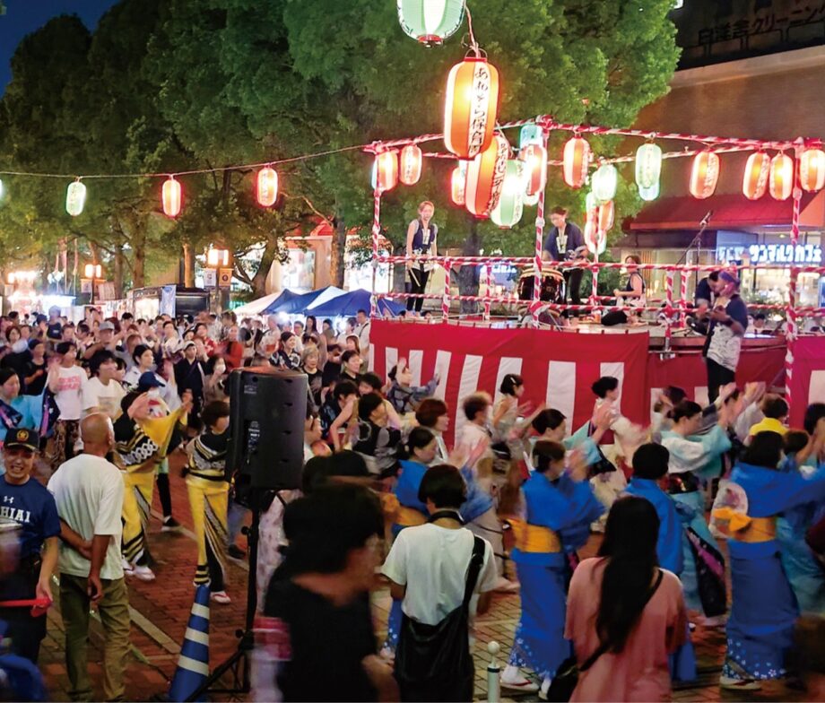 多摩市落合地区の伝統行事「第46回落合夏祭盆踊り大会」が多摩センターパルテノン大通り十字路で開催